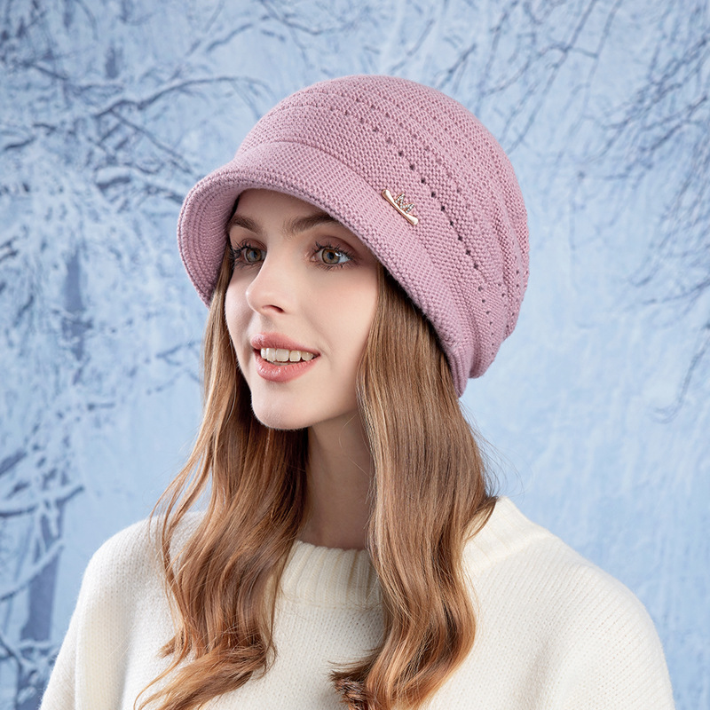 Autumn and winter large head circumference show face small pile hat warm ear protection pullover cold hat Korean style all-match small brim knitted wool hat